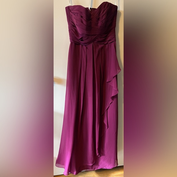 David’s Bridal Long Strapless Chiffon Formal Prom Dress - Picture 3 of 8